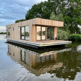 Surla houseboat "Sunrise" Kaag with Free Tender boat