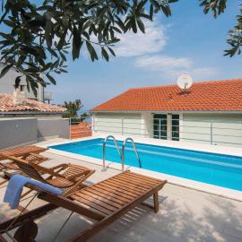 One-Bedroom Apartment In Trpanj