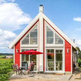 Beautiful Home In Zerpenschleuse With Sauna, hotel a Zerpenschleuse