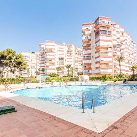 Beautiful Apartment With Pool