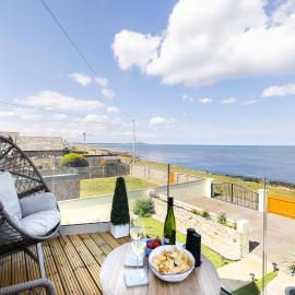 Aurora House Hot Tub & Sea View