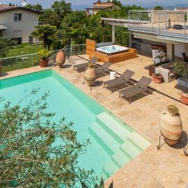 Gorgeous Home In Lazise Vr