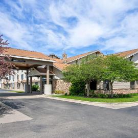White Pine Inn & Suites, hotel v destinaci Holland