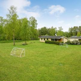 Læsø에 위치한 호텔 Cozy Home In Læsø With Wifi