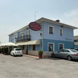 Hotel Ristorante Amalfitana, hotell i Dello