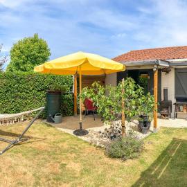 Beautiful Home In Bredene With Kitchen