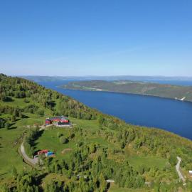 Viesnīca Guesthouse Hamran pilsētā Mosvik