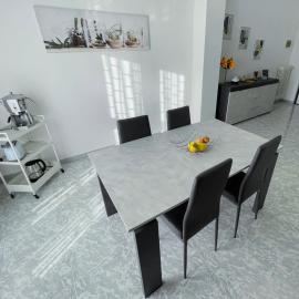 Apulian Apartment, hotel sa Valenzano