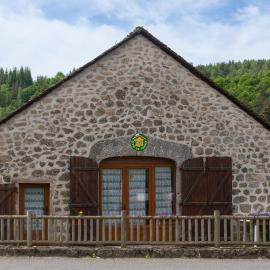 Gîtes de france 6 personnes à pierrefiche, Hotel in Pierrefiche