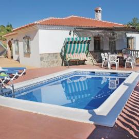 Cozy Home In Corumbela