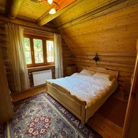 Ялинка, hotel i Drahobrat