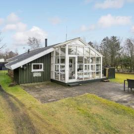Lovely Home In Hals With Kitchen