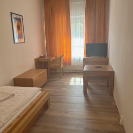 Hotel Post 16, hotel u gradu Braunau am Inn