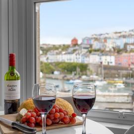 Limpet Cottage - Beautiful Space & Close To Town, hotel in Brixham