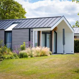 Eco Holiday Home - Airco & Panoramisch uitzicht - Achterhoek: Almen şehrinde bir otel