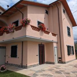 Colli di Luni, hotel en Luni