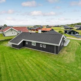 Amazing Home In Nordborg With 3 Bedrooms, Sauna & Wifi