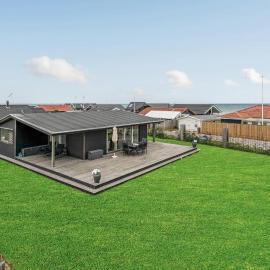 Two-Bedroom Holiday Home In Otterup