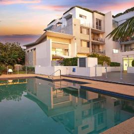 Ettalong Beach - Poolside Luxury