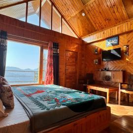 Orchid hill Homestay, hotel in Theog