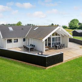 Holiday Home Skovridervænget Rudkøbing Denmark I: Spodsbjerg şehrinde bir otel