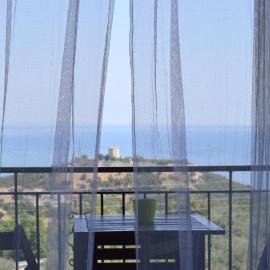 Viesnīca Attic with a view-Σοφίτα με θέα pilsētā Platamona