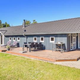 Holiday Home Hedetoftvej Blåvand Vi, hotel u gradu Blaavand