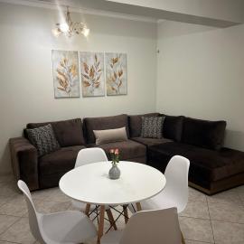 The Gem Studios, מלון בLímni