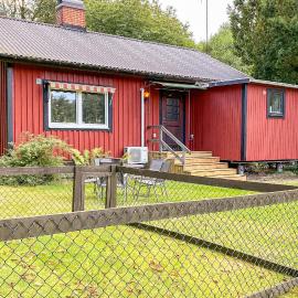 Lovely Home In Hishult With Wifi, hotel v destinaci Drakabygget