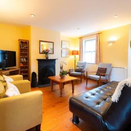 Dingle Town Cottage - Tigh Peig