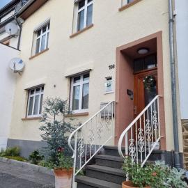 Georgs Ferienhaus, hotel in Zeltingen-Rachtig