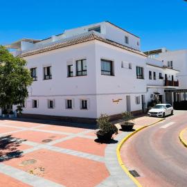 El Escondido de Zahara, hotel Zahara de los Atunesben