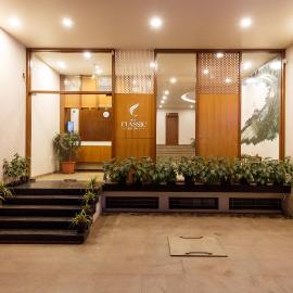 Hotel Classic Mid Town, Kolhapur NEAR MAHALAXMI TEMPLE, hotel v mestu Kolhapur
