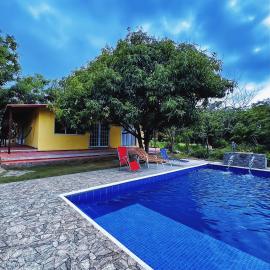 Cabaña Villa Hellen, hotel in Santa Marta