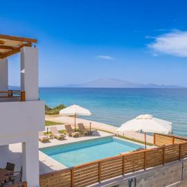 MariDion Beach Family House, by ZanteWize
