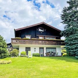 Apartment Am Hohen Bogen-25 by Interhome, Hotel in Arrach