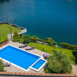 Villa Ana