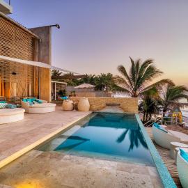 DCO Suites Lounge & Spa, viešbutis mieste Mankora