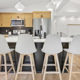 Willow - 99 Ridge Lane