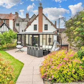 Finest Retreats - Barn Cottage