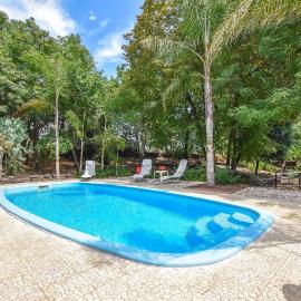 Amazing Home In Santa Venerina