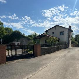 Casa Rural-La Casina de Camangu