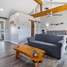 Cheerful Cottage Close to Franconia Notch #4, hotel sa Carroll