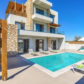 Villa Eva Olivestone by Villa Plus, hotel a Yennádhion