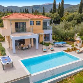 Villa Corelli by Villa Plus