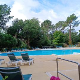 Quiet renovated nest with a nice view of the golf