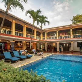 Hotel El Velero, hotel en Playa Hermosa