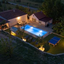 Family Little Paradise, hotelli kohteessa Ružić