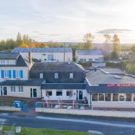 Hôtel Restaurant des 4 Ecluses, hotel em Gaillon