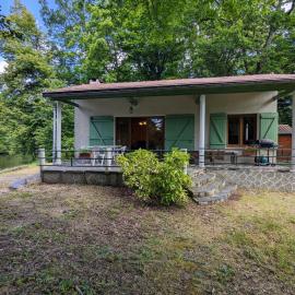 Île privée en Berry, nature et pêche, chauffage central - FR-1-591-593